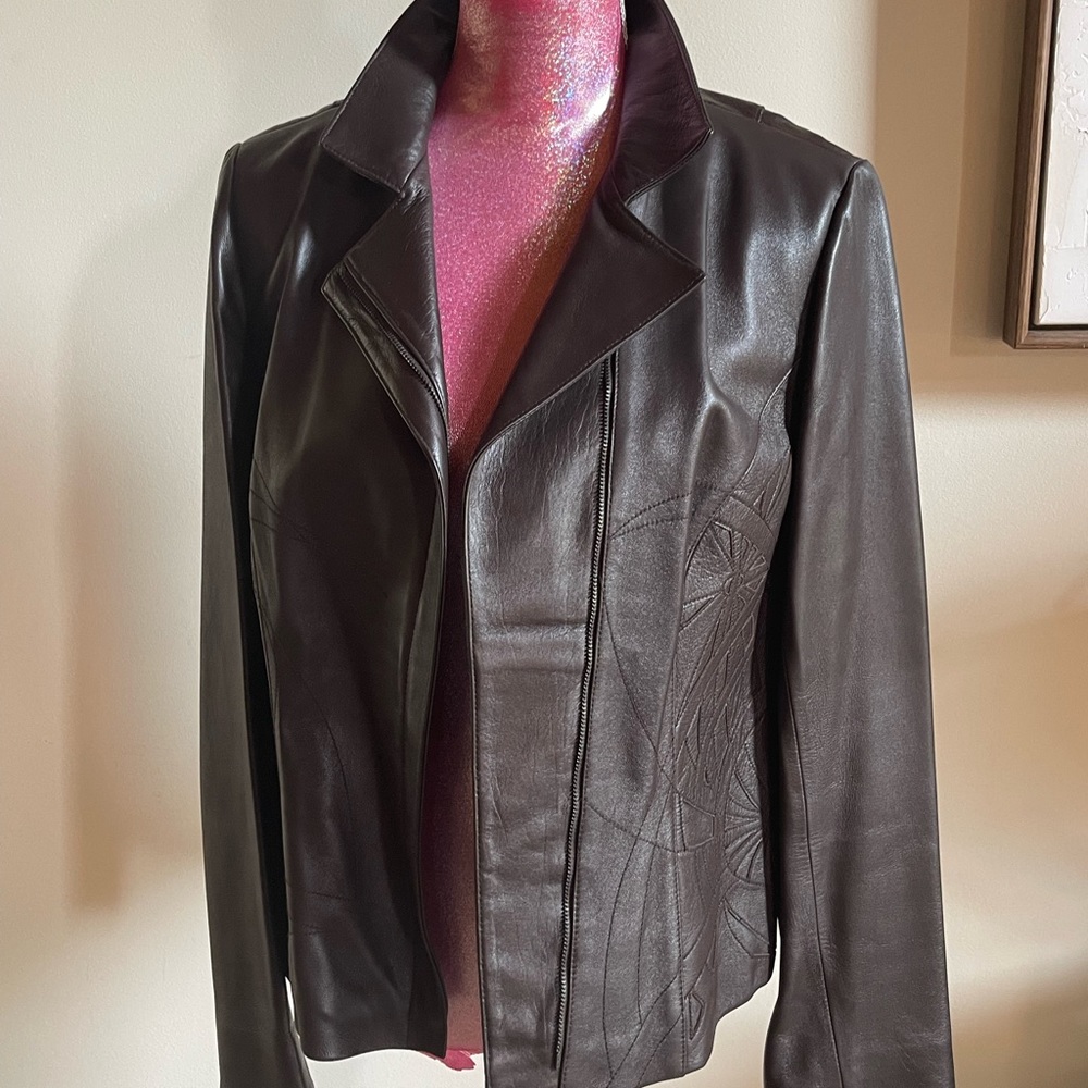 Embroidered leather jacket - Picture 2 of 11